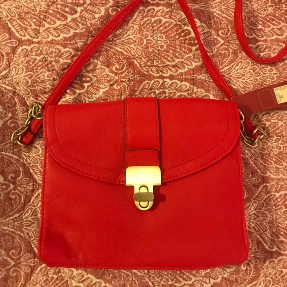 merona red purse